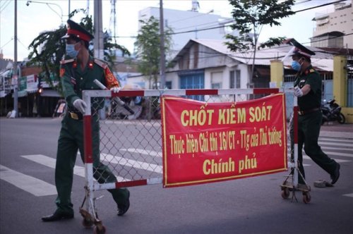 tphcm-gian-cach-theo-chi-thi-16-16277964790781492109069.jpeg